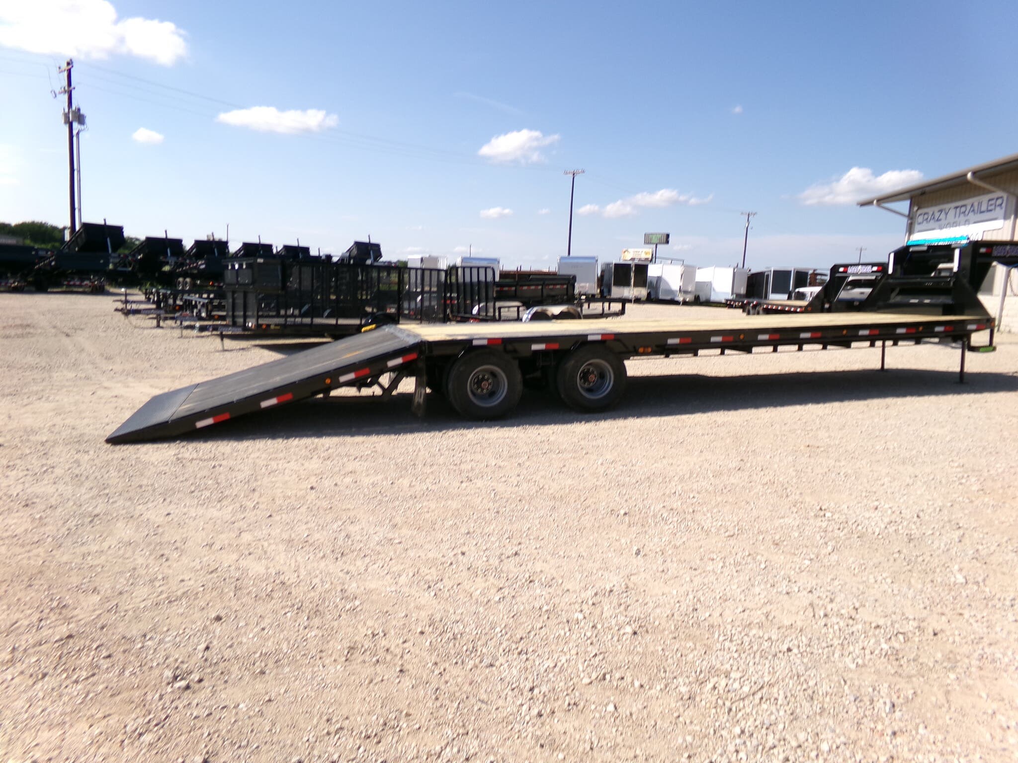 2023 Load Trail GL 102X36 Gooseneck Hydraulic Dove Trailer 25900 LB