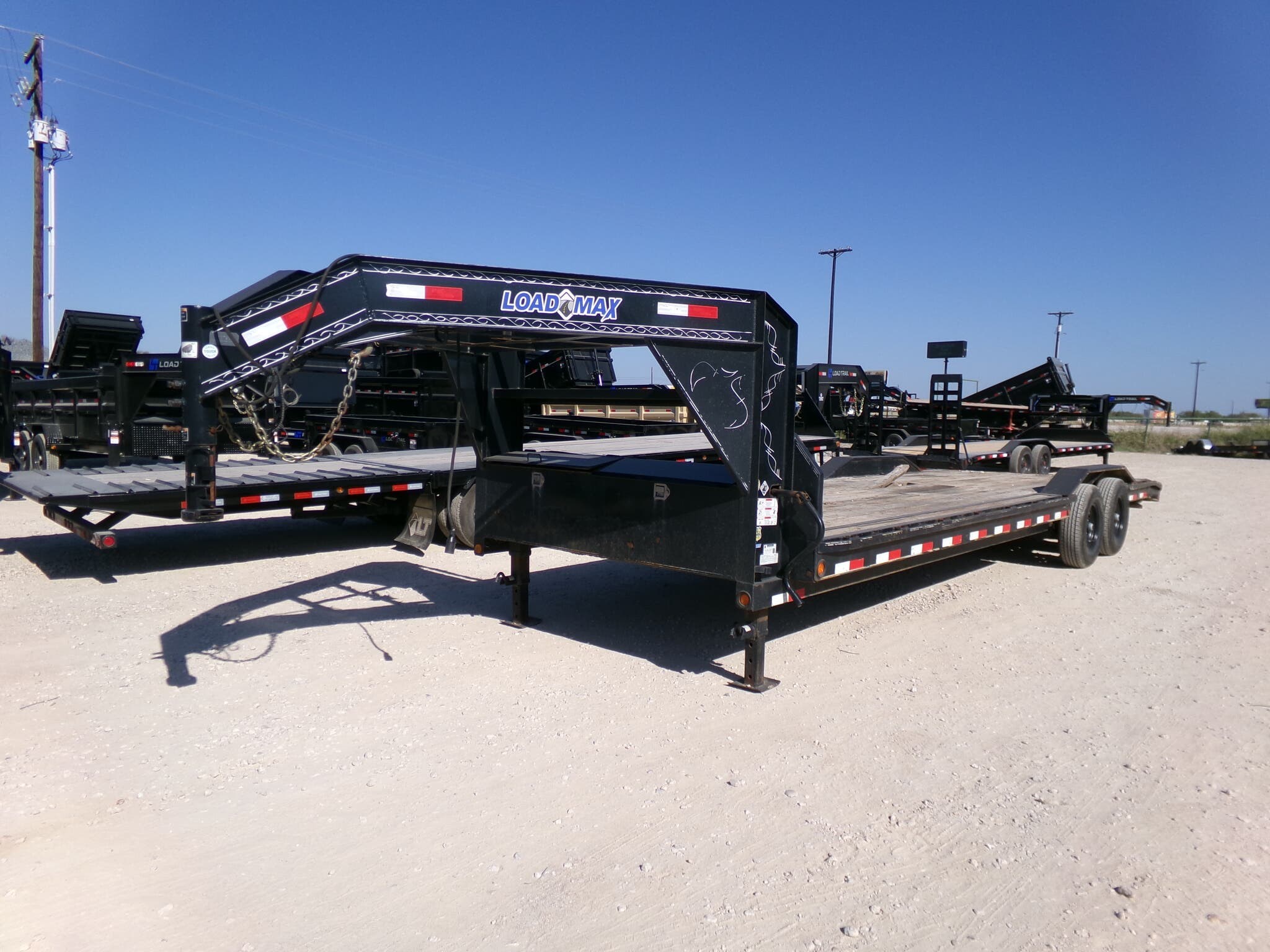 2016 Load Trail GS 102" X 26' Gooseneck Carhauler 14K GVWR