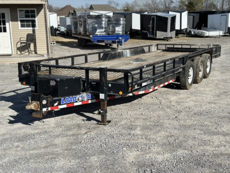 &lt;p&gt;&lt;strong&gt;&lt;em&gt;USED 2017 LOAD TRAIL TRI AXLE EQUIPMENT TRAILER&lt;/em&gt;&lt;/strong&gt;&lt;/p&gt;
&lt;p&gt;&amp;nbsp;&lt;/p&gt;
&lt;p&gt;&lt;strong&gt;&lt;em&gt;GVWR : 21000 LBS&lt;/em&gt;&lt;/strong&gt;&lt;/p&gt;
&lt;p&gt;&lt;strong&gt;&lt;em&gt;TRAILER WEIGHT : 4884 LBS&lt;/em&gt;&lt;/strong&gt;&lt;/p&gt;
&lt;p&gt;&lt;strong&gt;&lt;em&gt;PAYLOAD : 16116 LBS&lt;/em&gt;&lt;/strong&gt;&lt;/p&gt;
&lt;p&gt;&lt;strong&gt;&lt;em&gt;DIMENSIONS : 7(W) 24(L)&lt;/em&gt;&lt;/strong&gt;&lt;/p&gt;
&lt;p&gt;&amp;nbsp;&lt;/p&gt;
&lt;p&gt;&lt;strong&gt;&lt;em&gt;THIS UNIT IS SOLD AS IS AND OFFERS NO WARRANTY&lt;/em&gt;&lt;/strong&gt;&lt;/p&gt;