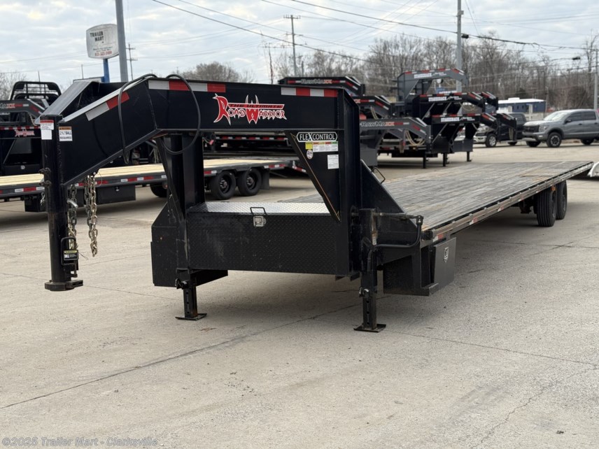 Used 2023 Trailmaxx USED 40&apos; Straight Deck available in Clarksville, Tennessee