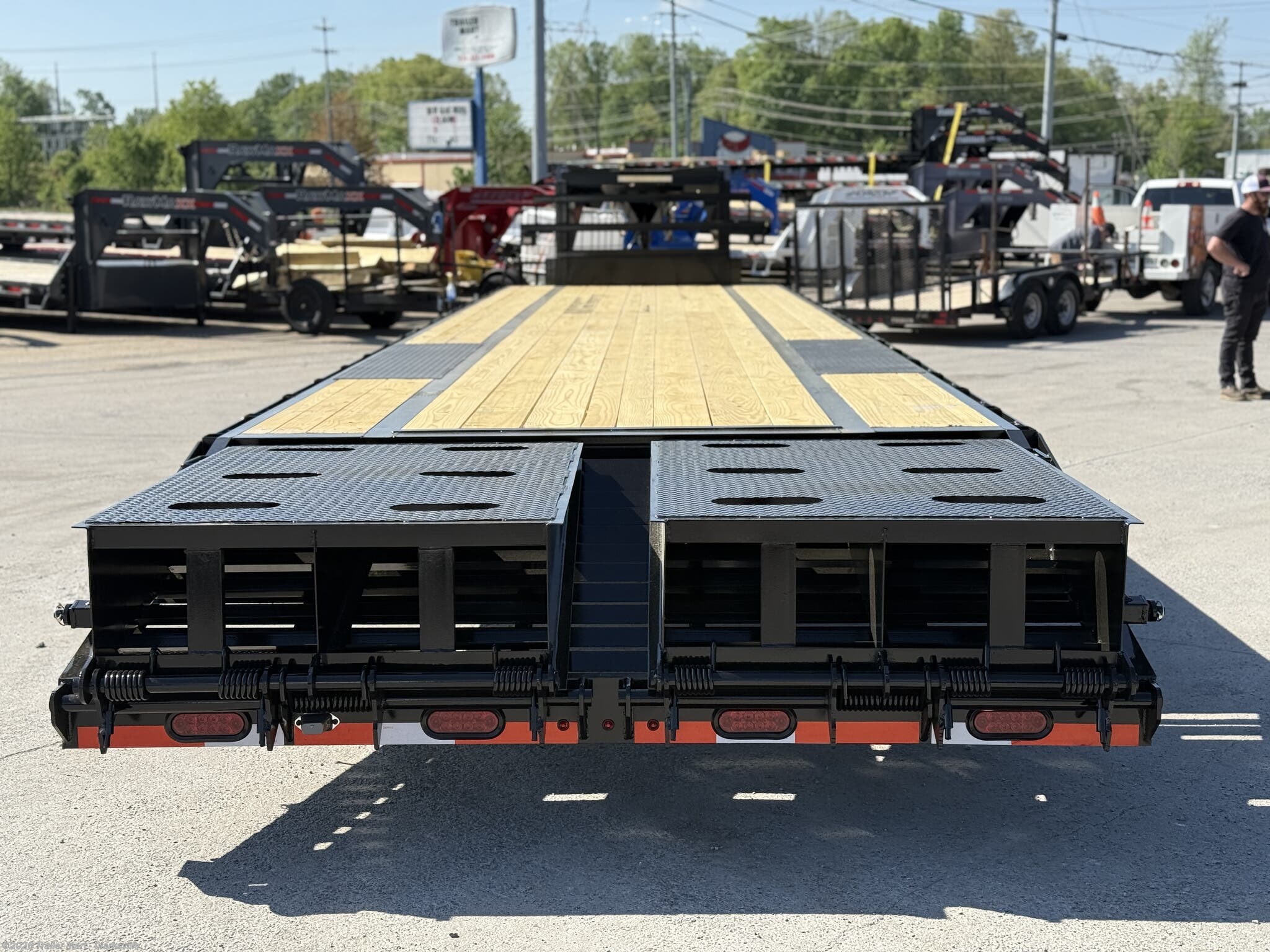 8x40 Hotshot Trailer for sale | New Davidson Trailers 35+5 16GN Hotshot ...