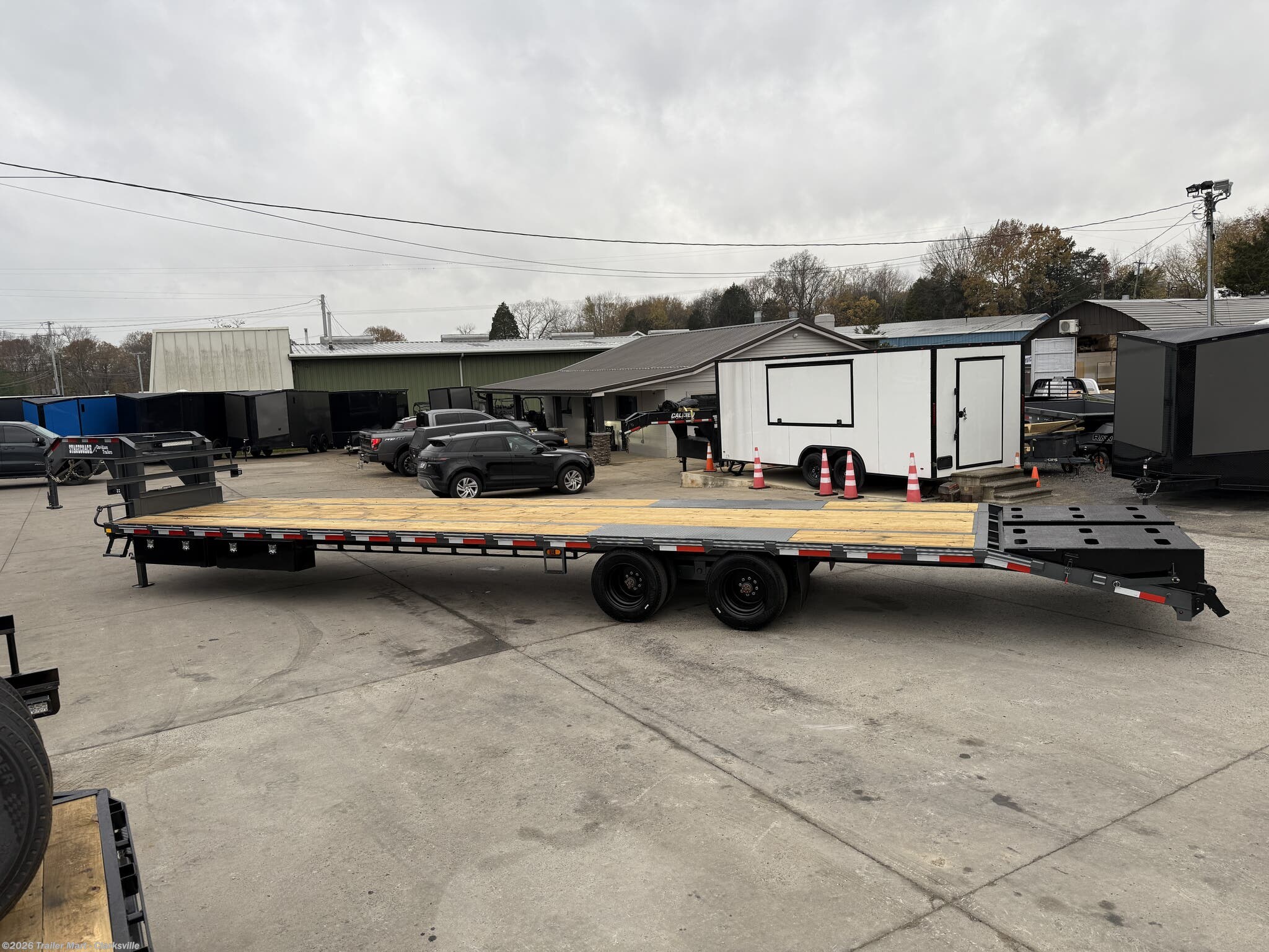 New 2026 Davidson Trailers 35+5 25GN HotShot available in Clarksville, Tennessee