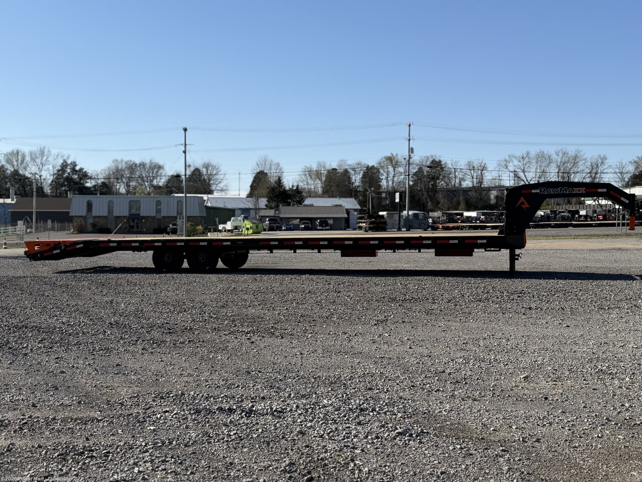 New 2027 RawMaxx FDX 35+5 16GN available in Clarksville, Tennessee