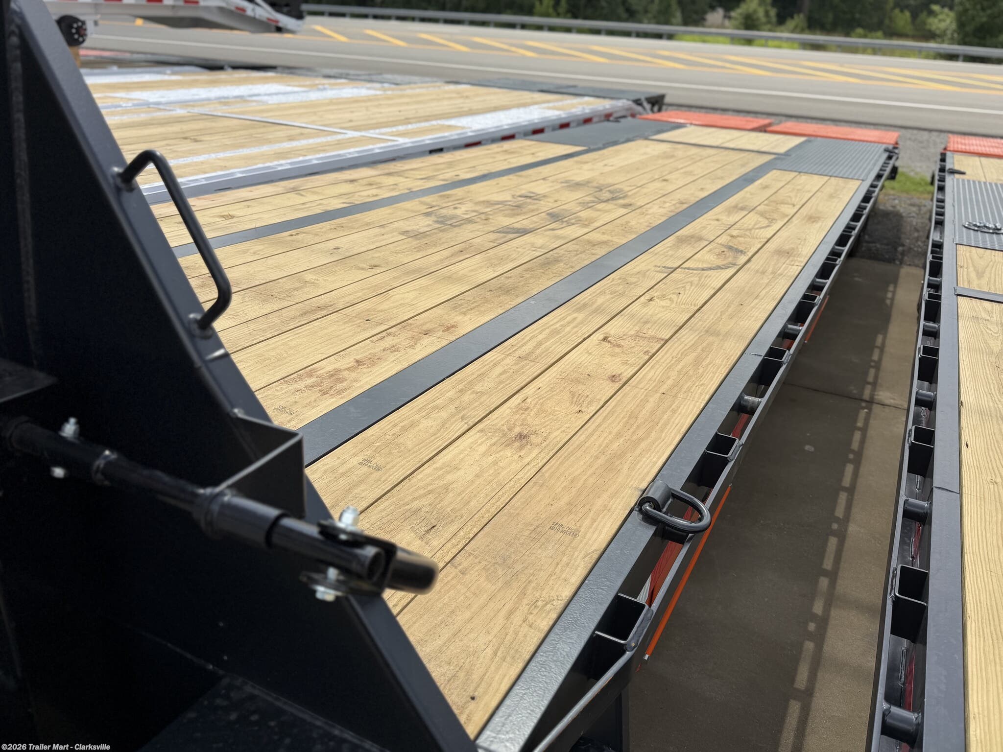 New 2027 RawMaxx FDX Dual 35+5 24K GN available in Clarksville, Tennessee