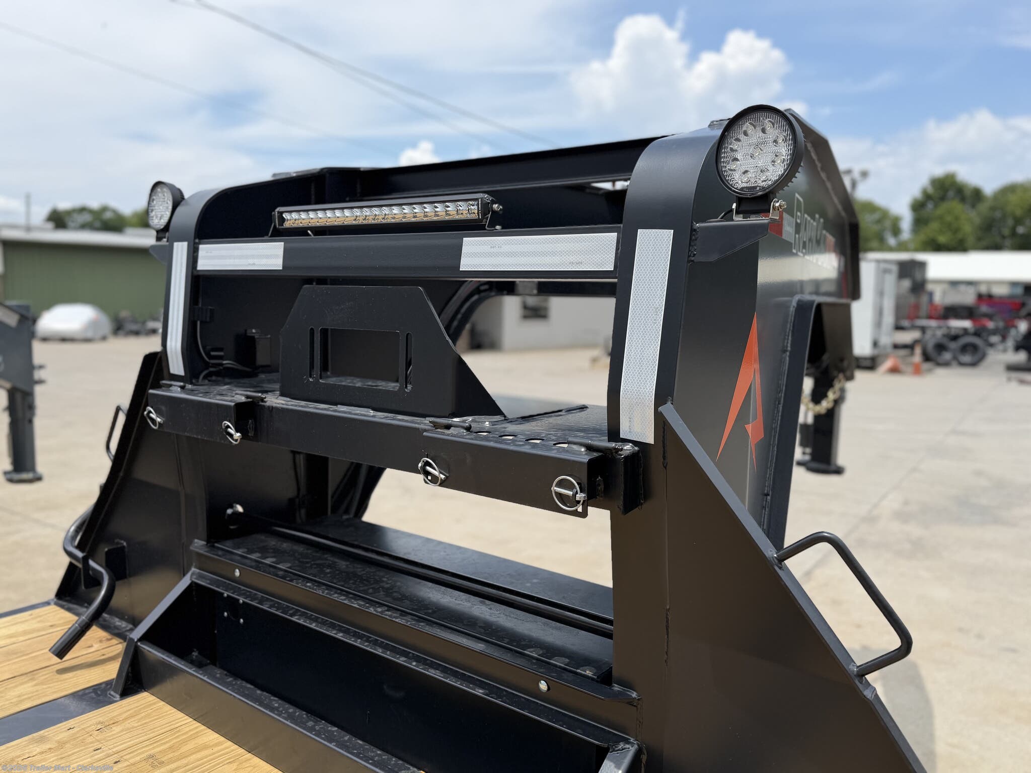 New 2027 RawMaxx FDX Dual 35+5 30K GN available in Clarksville, Tennessee