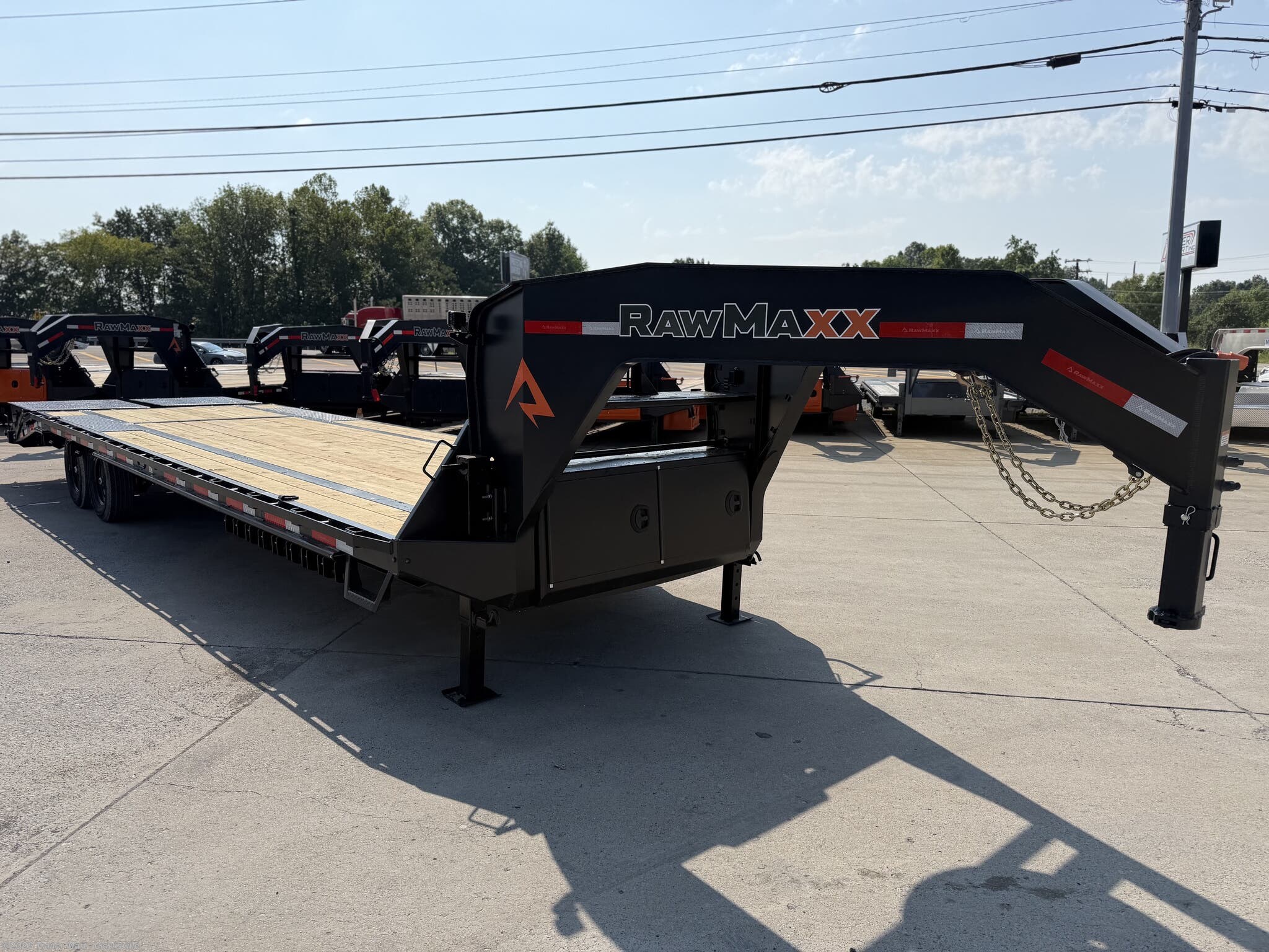 New 2027 RawMaxx FDX 25+5 14K GN available in Clarksville, Tennessee