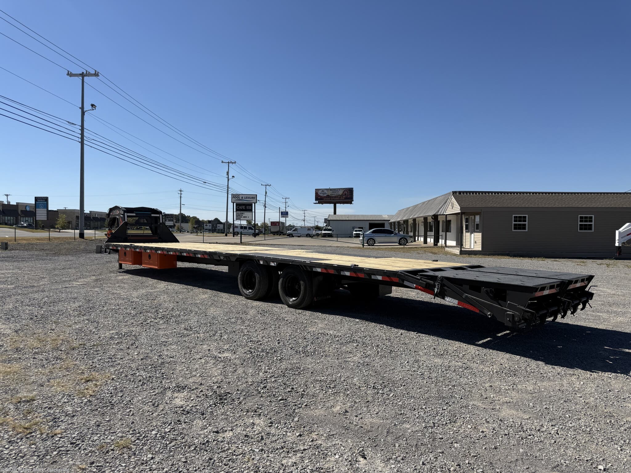 2027 FDX Dual FDX 35+5 25GN Mid-Knight Series by RawMaxx from Trailer Mart - Clarksville in Clarksville, Tennessee