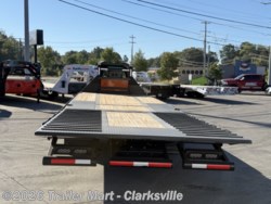 New 2027 RawMaxx 2027 RawMaxx 32' 30k Hydraulic Dovetail available in Clarksville, Tennessee