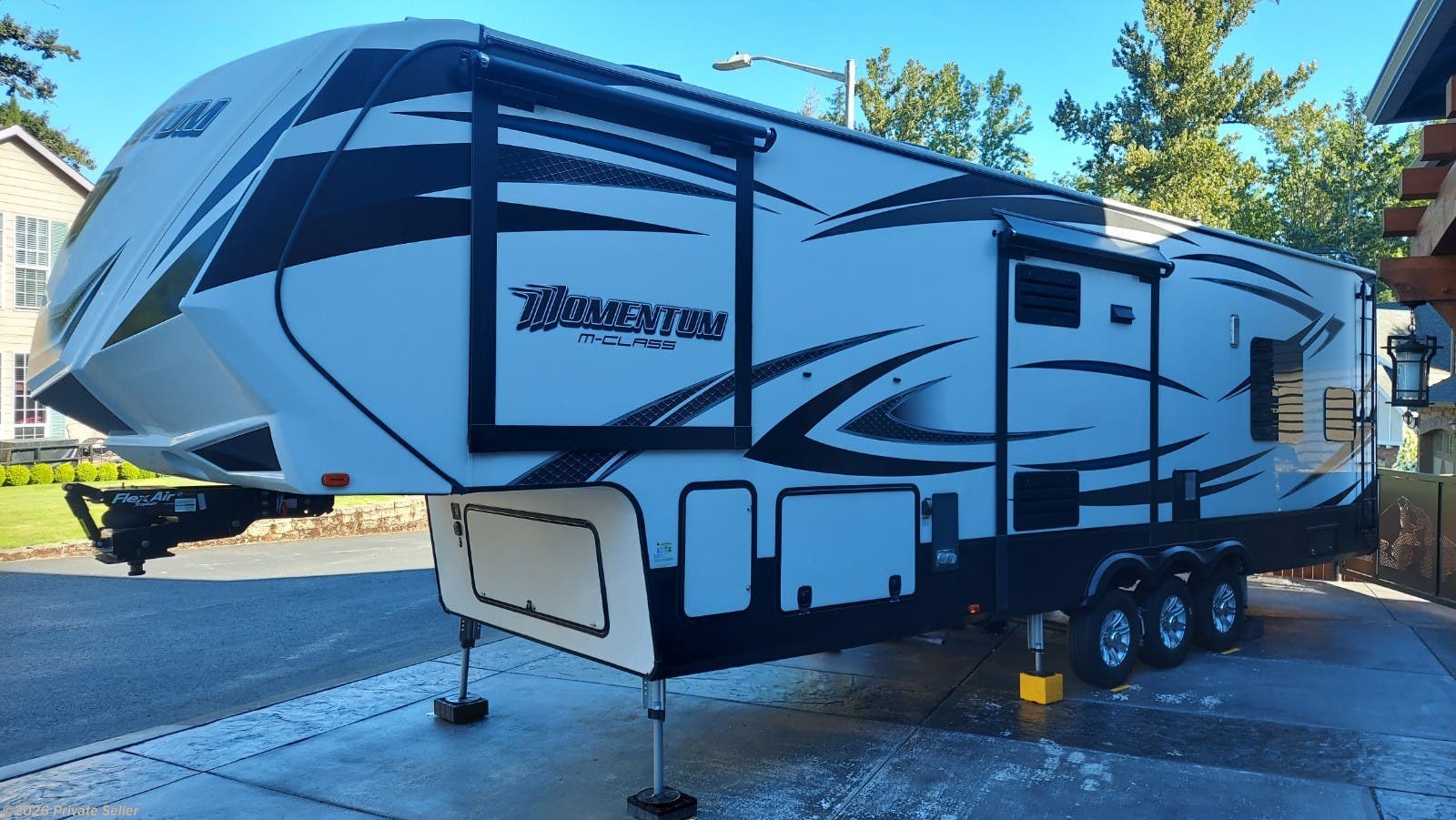 2016 Grand Design Momentum 348M RV for Sale in Clackamas, OR 97015 | |  RVUSA.com Classifieds