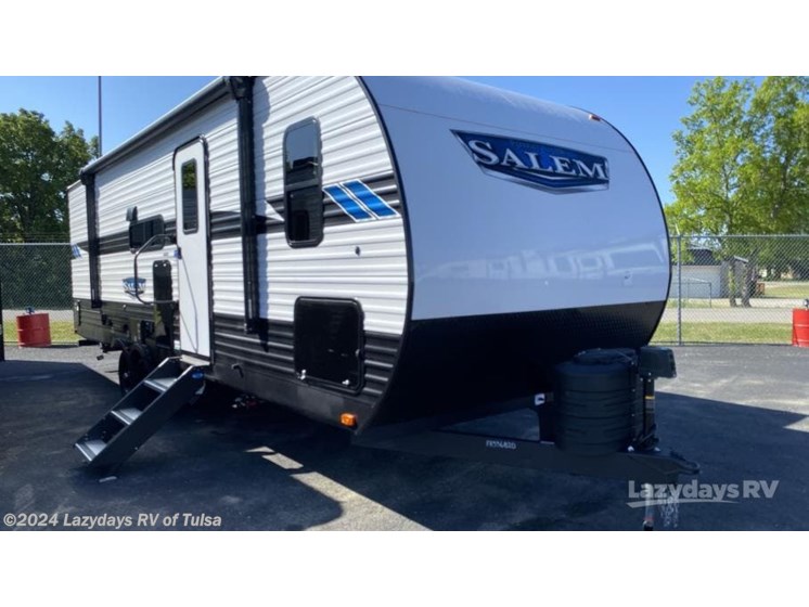 Used 2024 Forest River Salem 28DBUD available in Claremore, Oklahoma