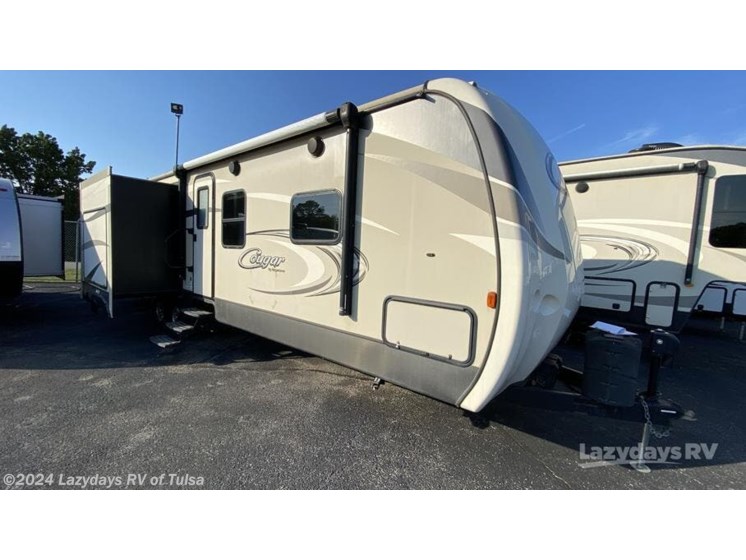 Used 2017 Keystone Cougar X-Lite 33MLS available in Claremore, Oklahoma