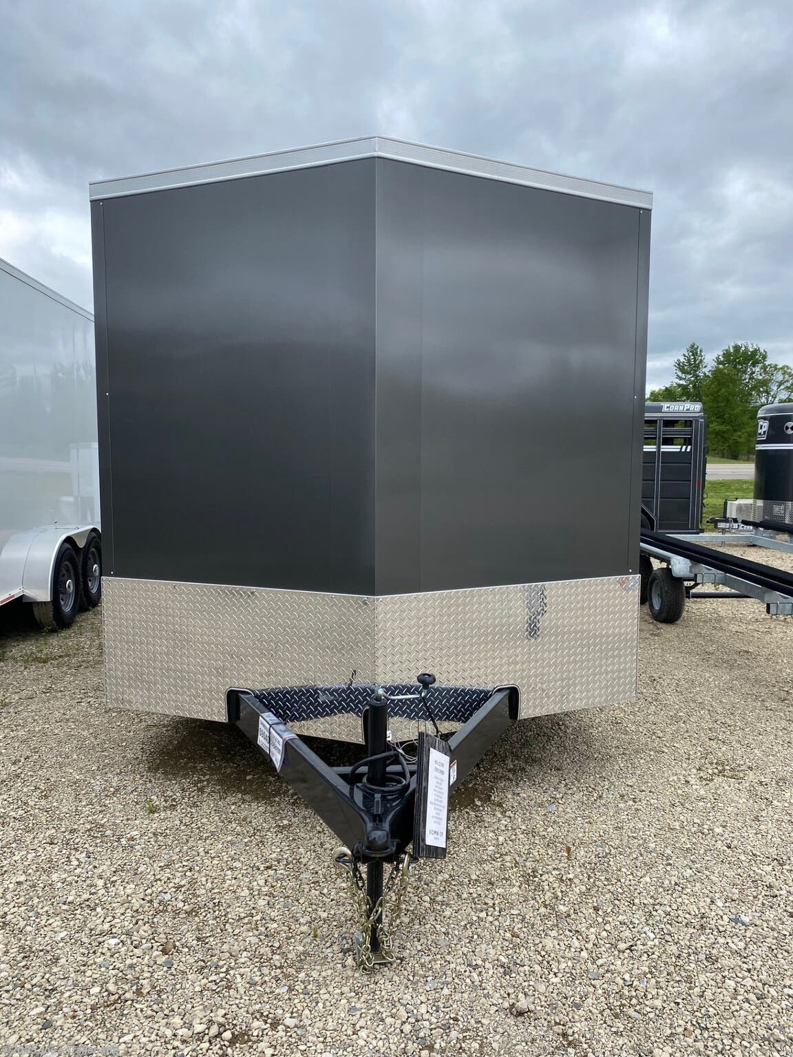 2025 Legend Trailers 8.5X22STVTA52