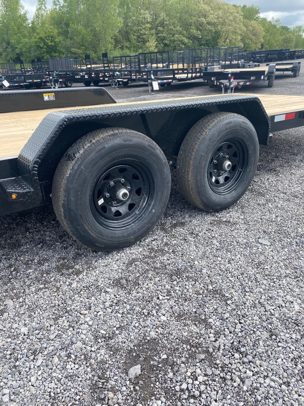 New 2025 H&H H8222MX-100 available in Livonia, Michigan