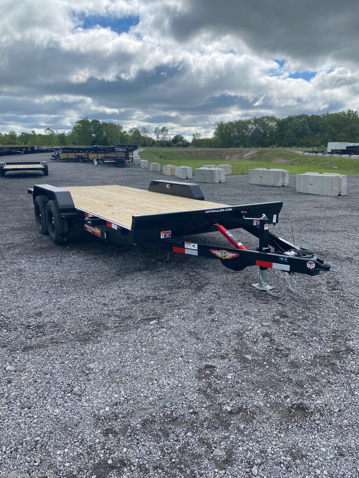 2025 H&H H8218MX-070 - New Car Hauler Trailer for sale by Joe's Trailer Mfg. in Livonia, Michigan