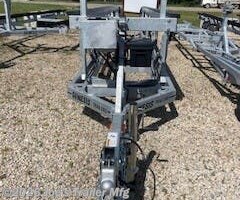 2026 Genesis Trailers Triple TH28 28' 9120 GVWR Hydraulic Tritoon Triple Axle