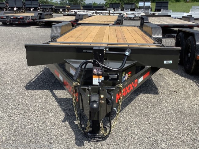 2027 MAXX-D 83x20 14000 GVWR 4' Stationary/Knife Edge Rear