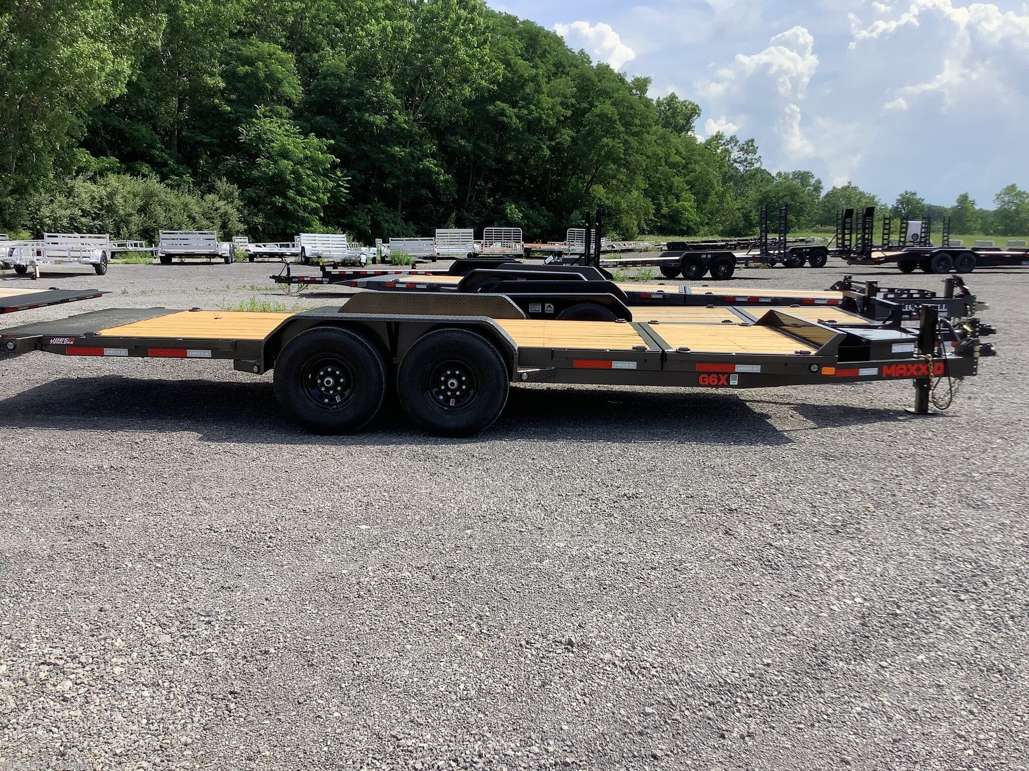 New 2027 MAXX-D 83x20 14000 GVWR 4' Stationary/Knife Edge Rear available in Clarklake, Michigan