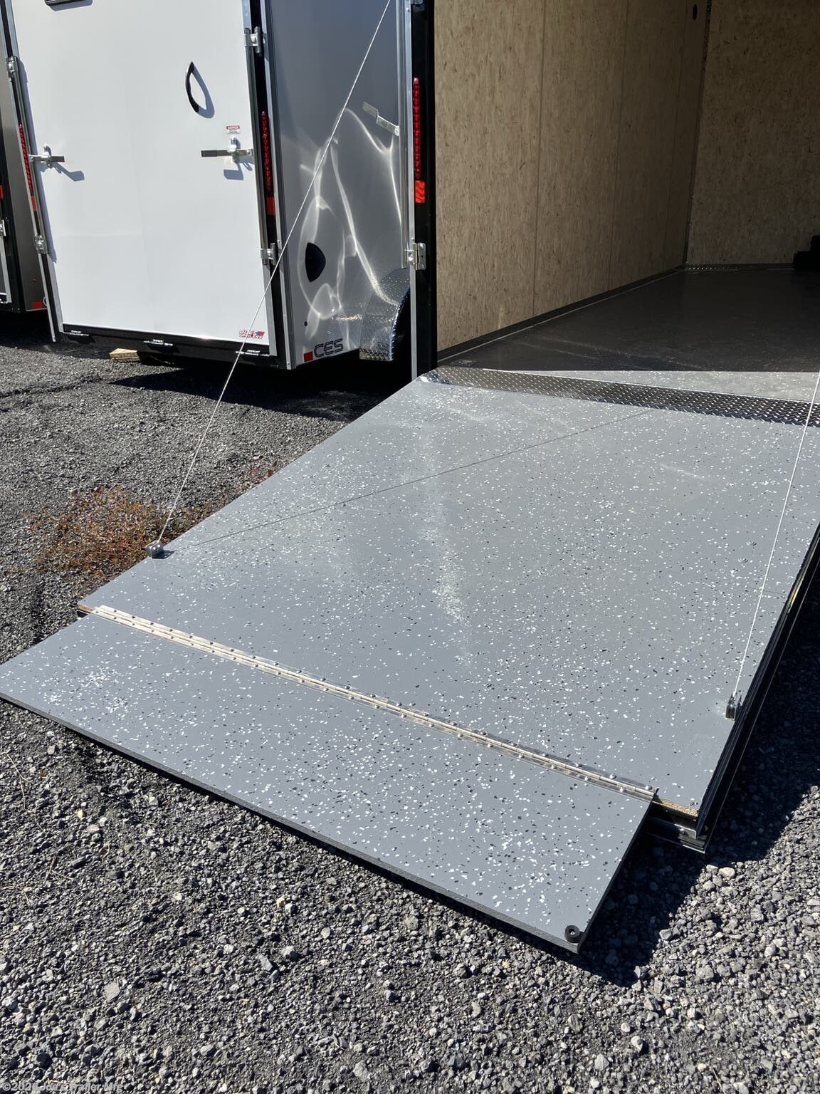2027 Legend Mfg photo 8