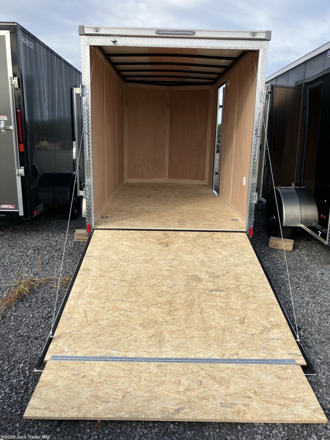 2027 Haul About photo 7