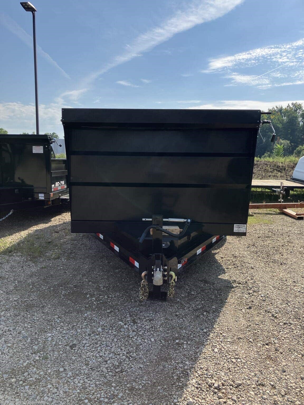 2027 IronBull 83x16 21000 GVWR Triple Axle 4' Sides