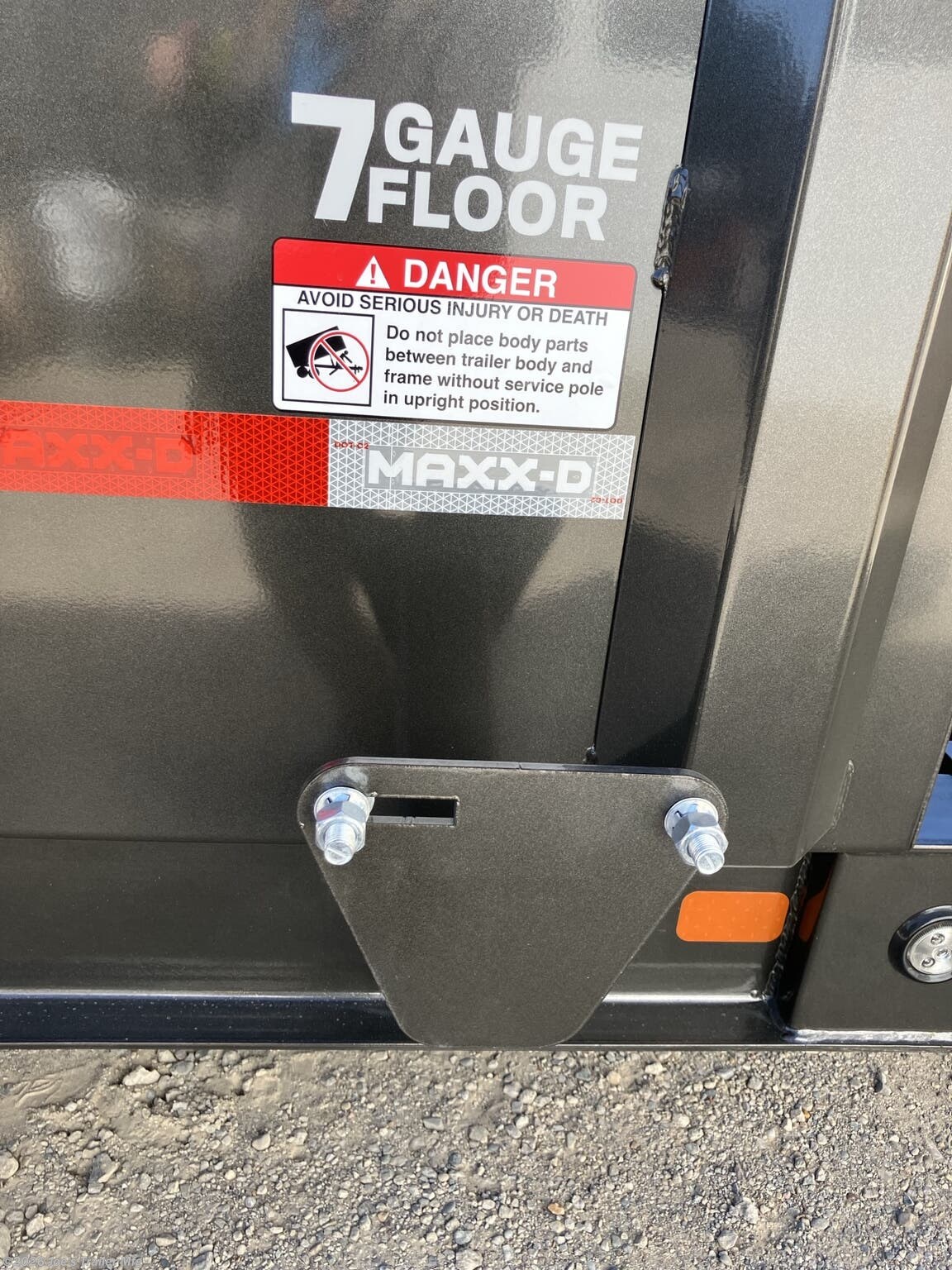 2027 MAXXD photo 8