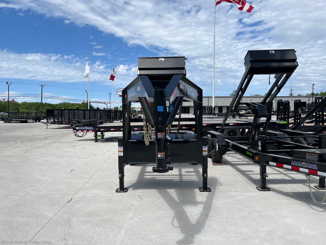 2024 GM 83x16 by Load Trail from Beard's Trailer Sales in Fort Worth, Texas