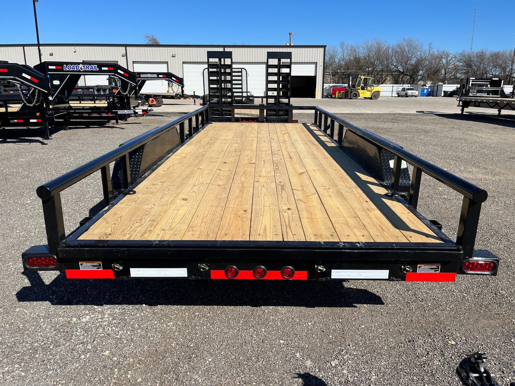 2025 Load Trail CS 83X20 - New Equipment Trailer for sale by Beard's Trailer Sales in Fort Worth, Texas