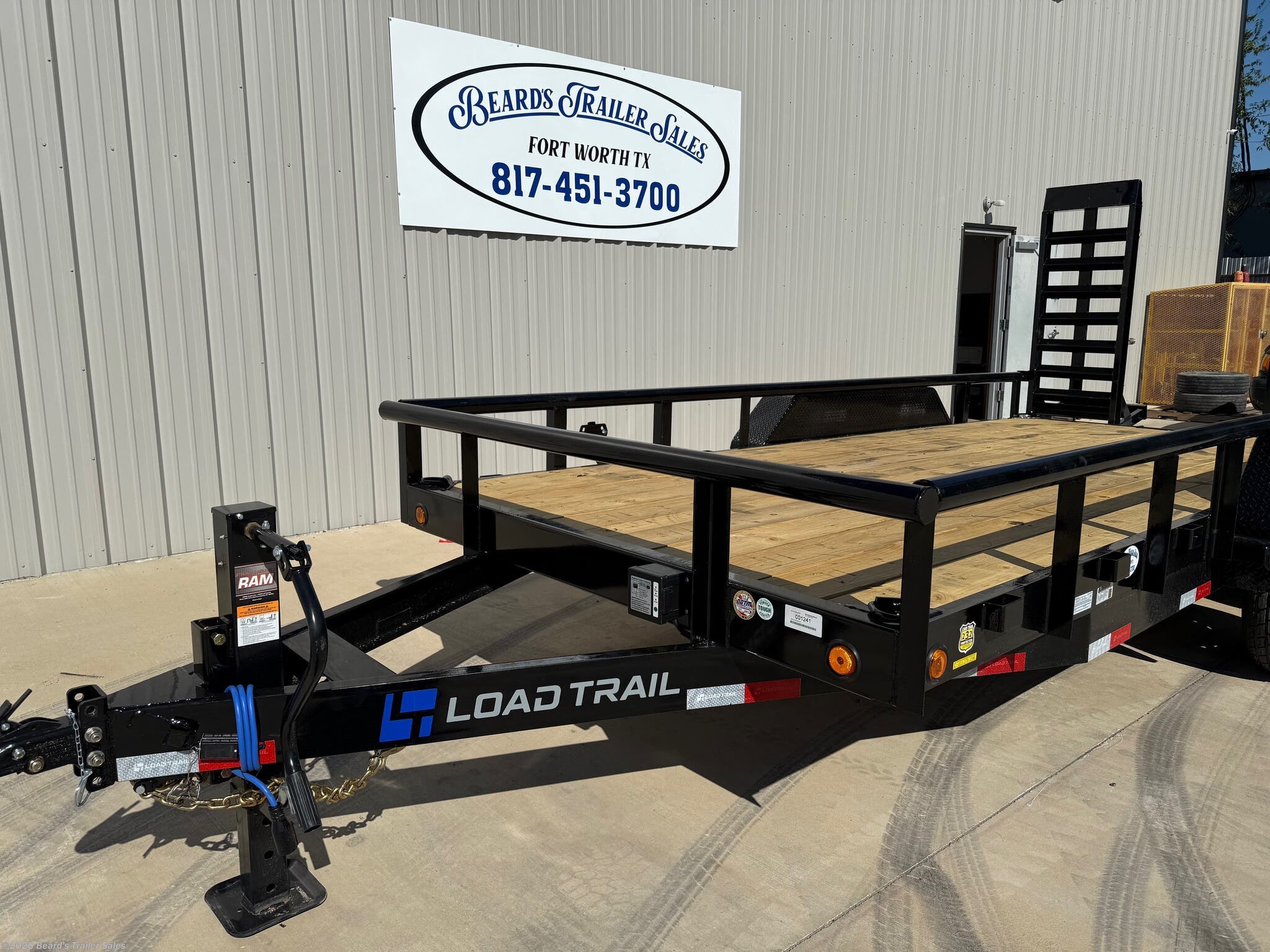 2026 CS 83 X 16 - 14K by Load Trail from Beard's Trailer Sales in Fort Worth, Texas