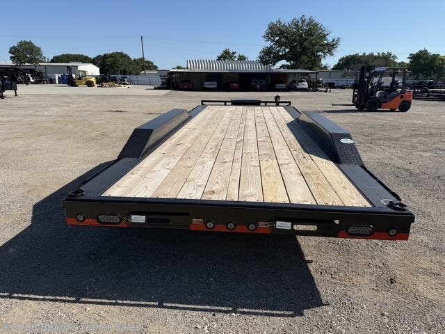 2026 CH 102 X 22 - 21K by Load Trail from Beard's Trailer Sales in Fort Worth, Texas