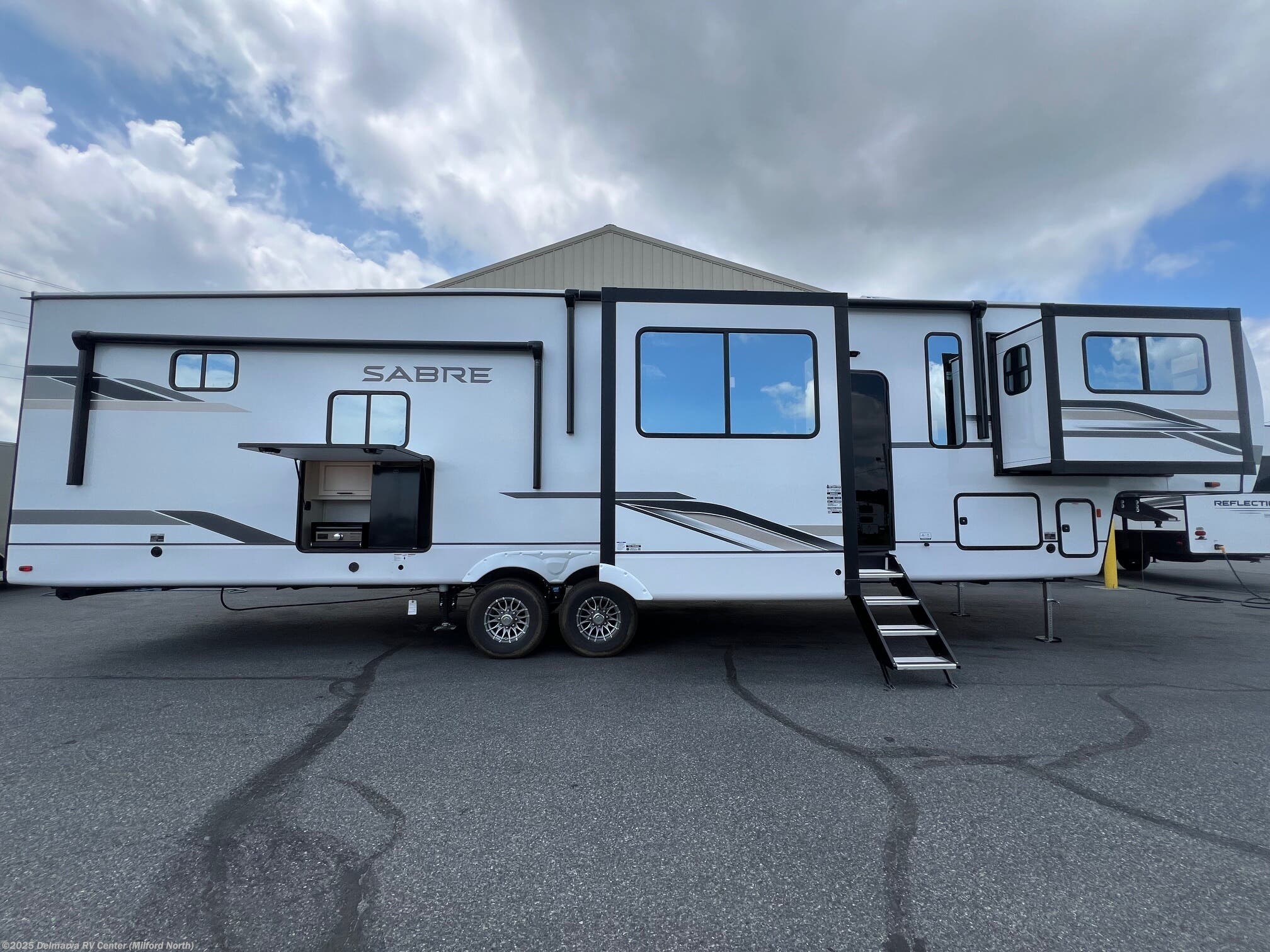 2026 Forest River Sabre 37FLH