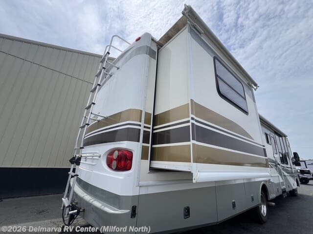 2002 Fleetwood Pace Arrow 37A - Used Class A For Sale by Delmarva RV Center (Milford North) in Milford North, Delaware