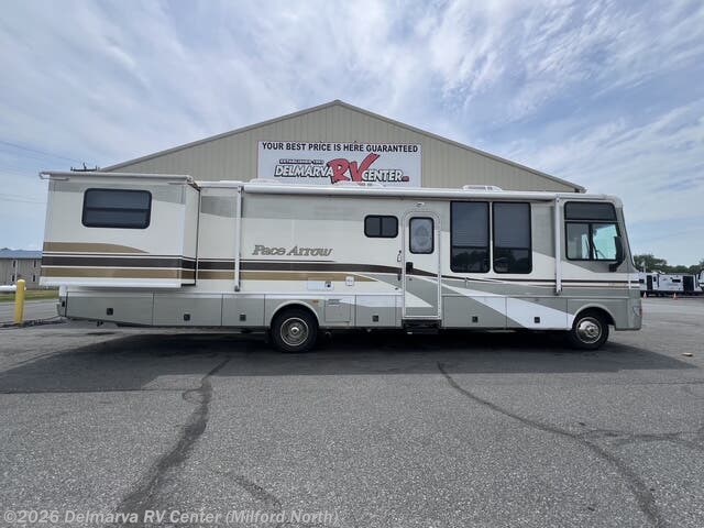 2002 Fleetwood Pace Arrow 37a