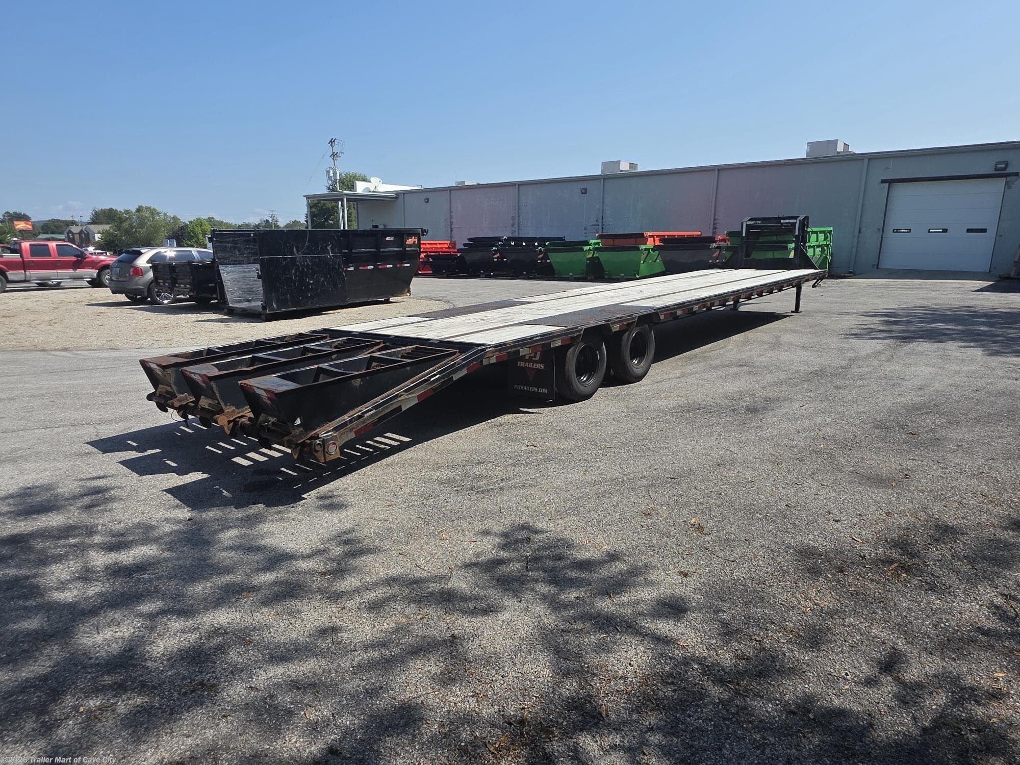 2022 PJ Trailers 4P5 25GN (35'+5') Deckover Trailer - Used Deckover/Flat Deck Trailer for sale by Trailer Mart of Cave City in Cave City, Kentucky