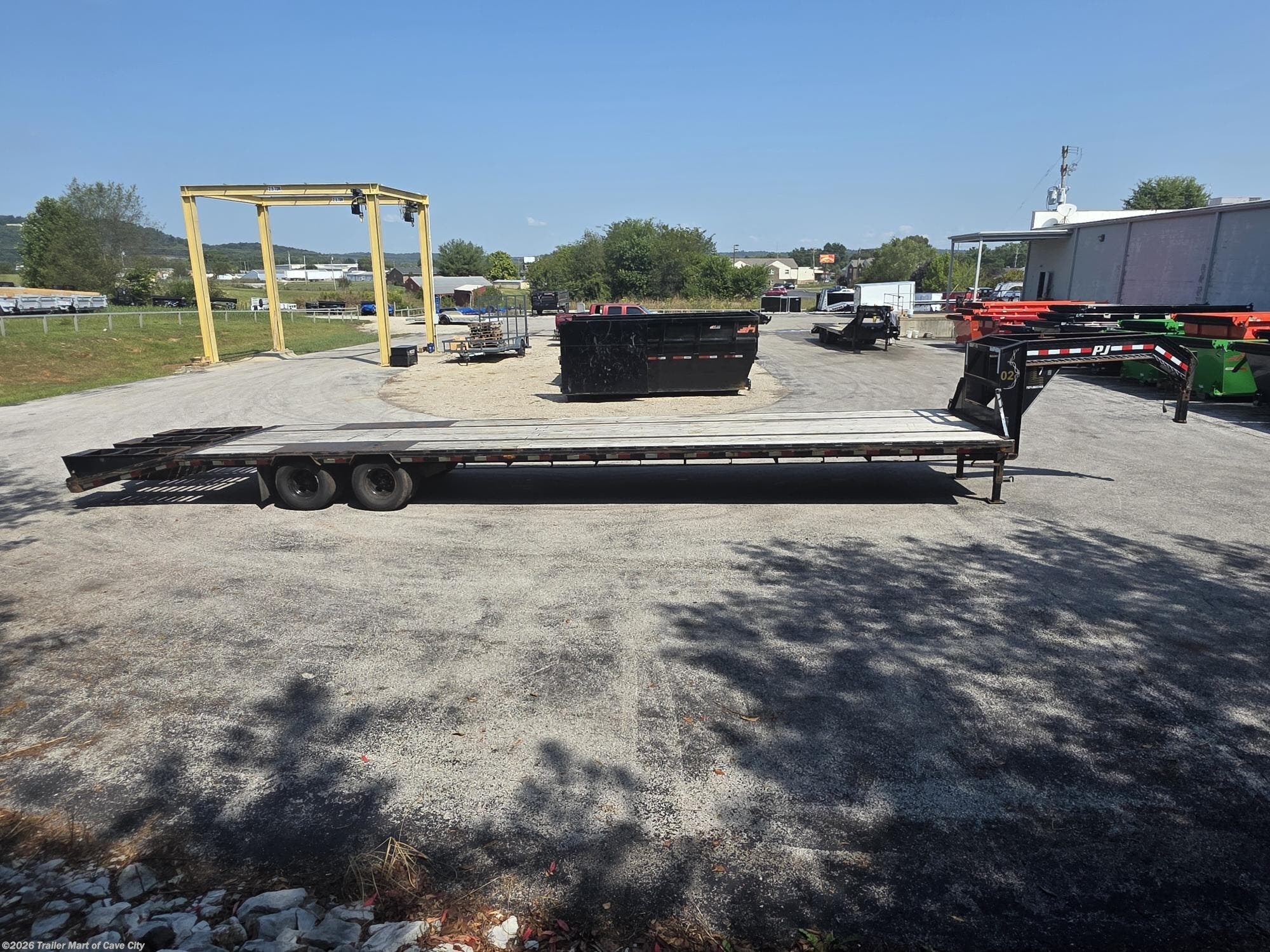 Used 2022 PJ Trailers 4P5 25GN (35'+5') Deckover Trailer available in Cave City, Kentucky