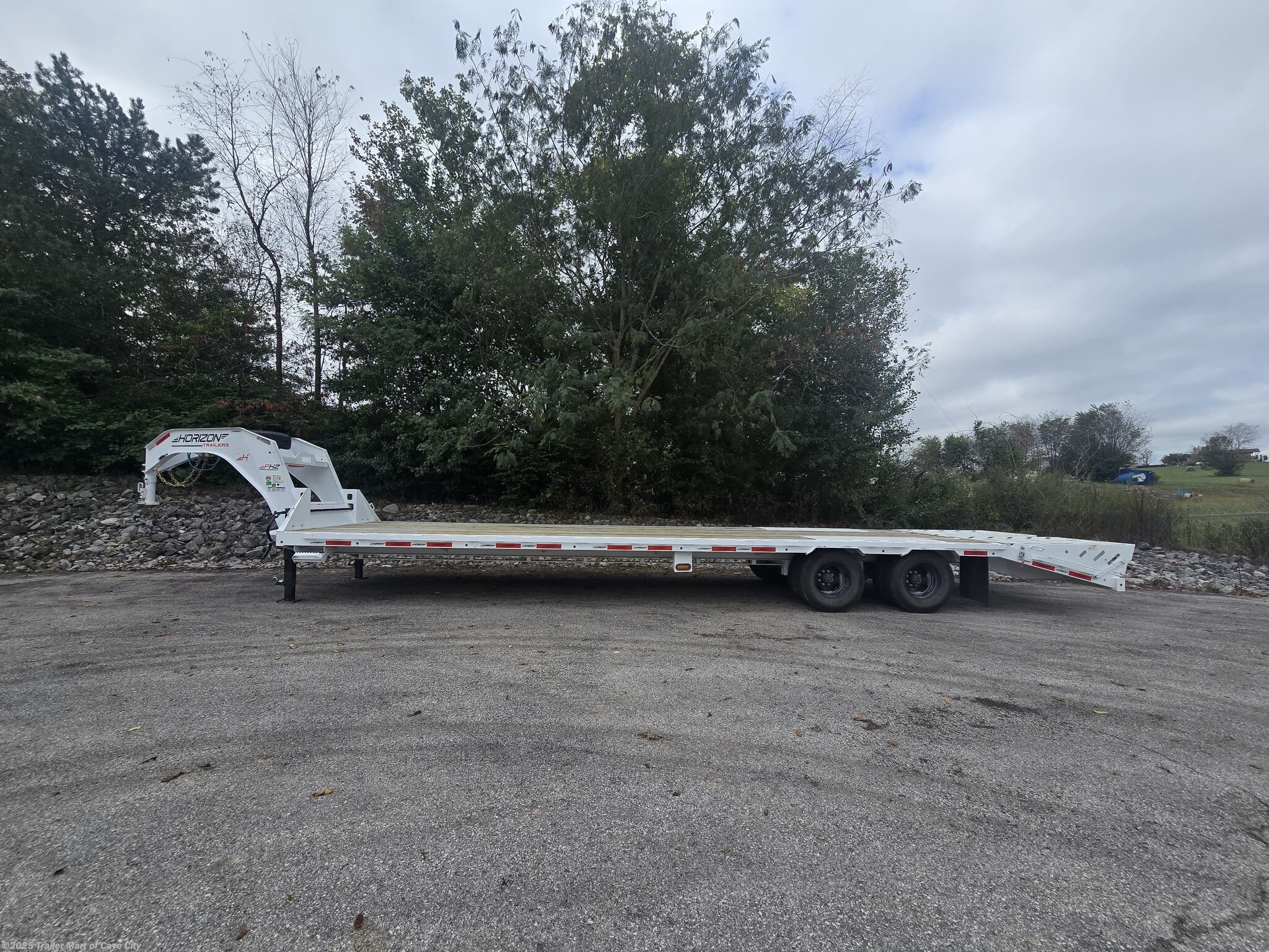 2025 Horizon Trailers FHZGN 32' 12k Deckover Trailer
