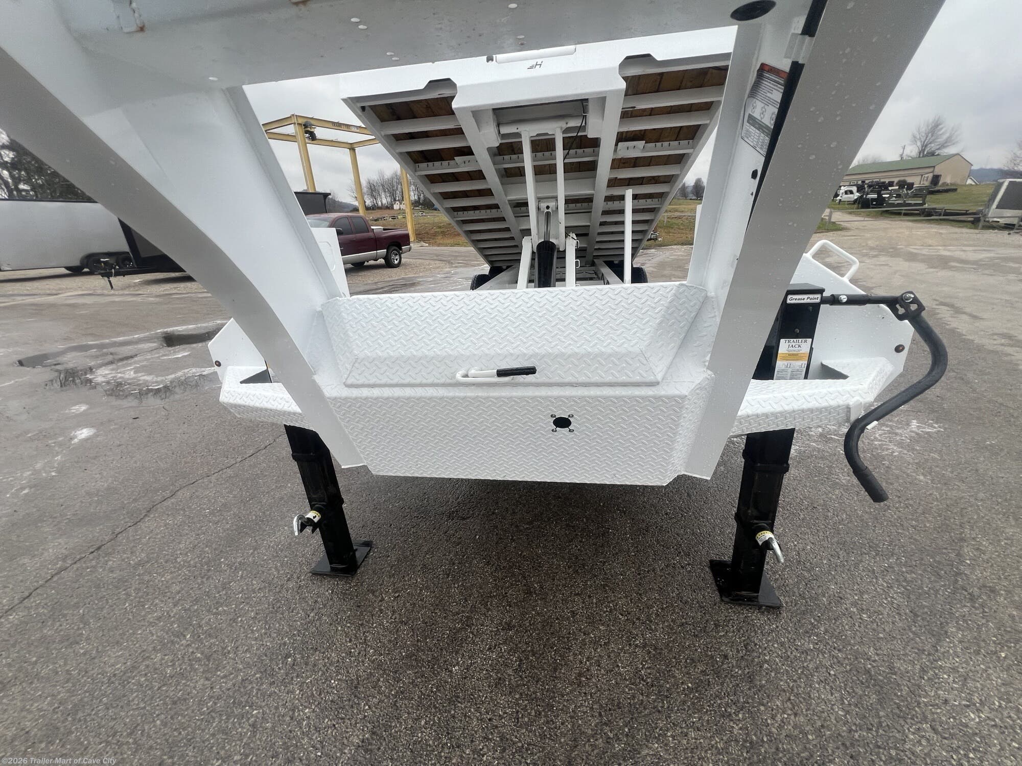 2025 FHSGN 28' (24'+4')SplitTilt Deckover Trailer(DEMO) by Horizon Trailers from Trailer Mart of Cave City in Cave City, Kentucky