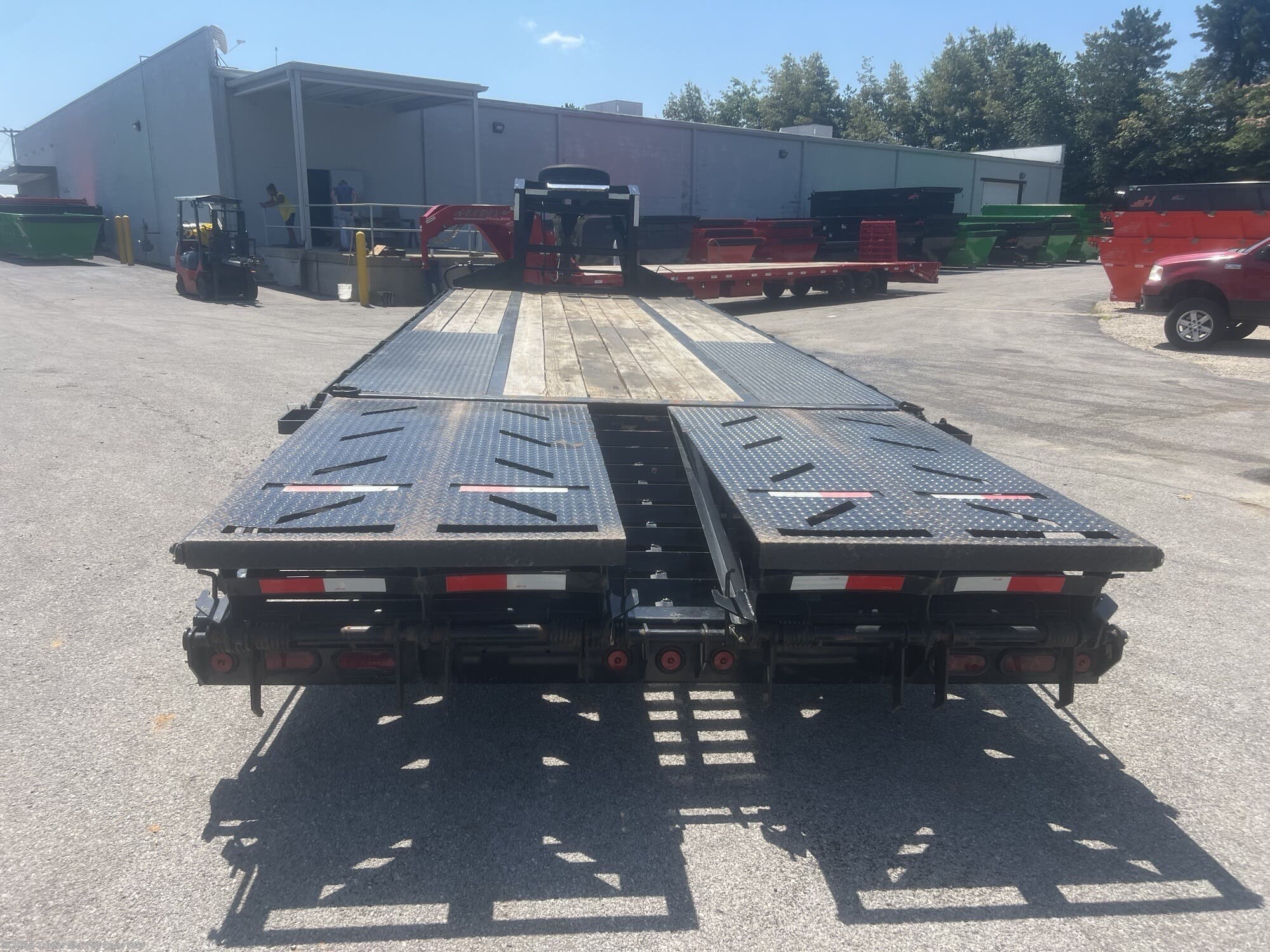 Used 2023 Norstar 22GN (20&apos;+5&apos;) Deckover Trailer available in Cave City, Kentucky