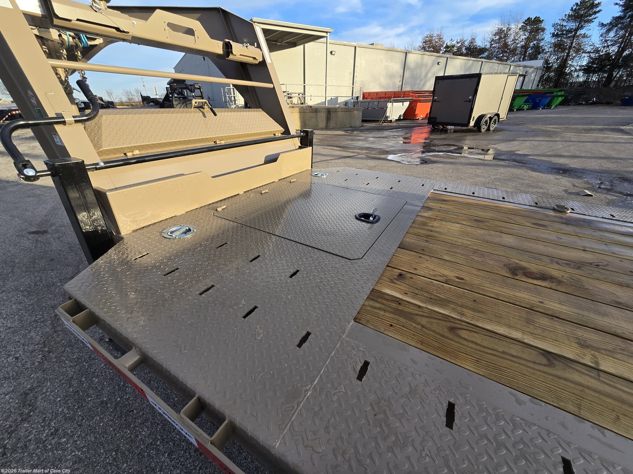 2026 HET 26' (16'+10') GN Gravity Tilt Deck Trailer by Horizon Trailers from Trailer Mart of Cave City in Cave City, Kentucky