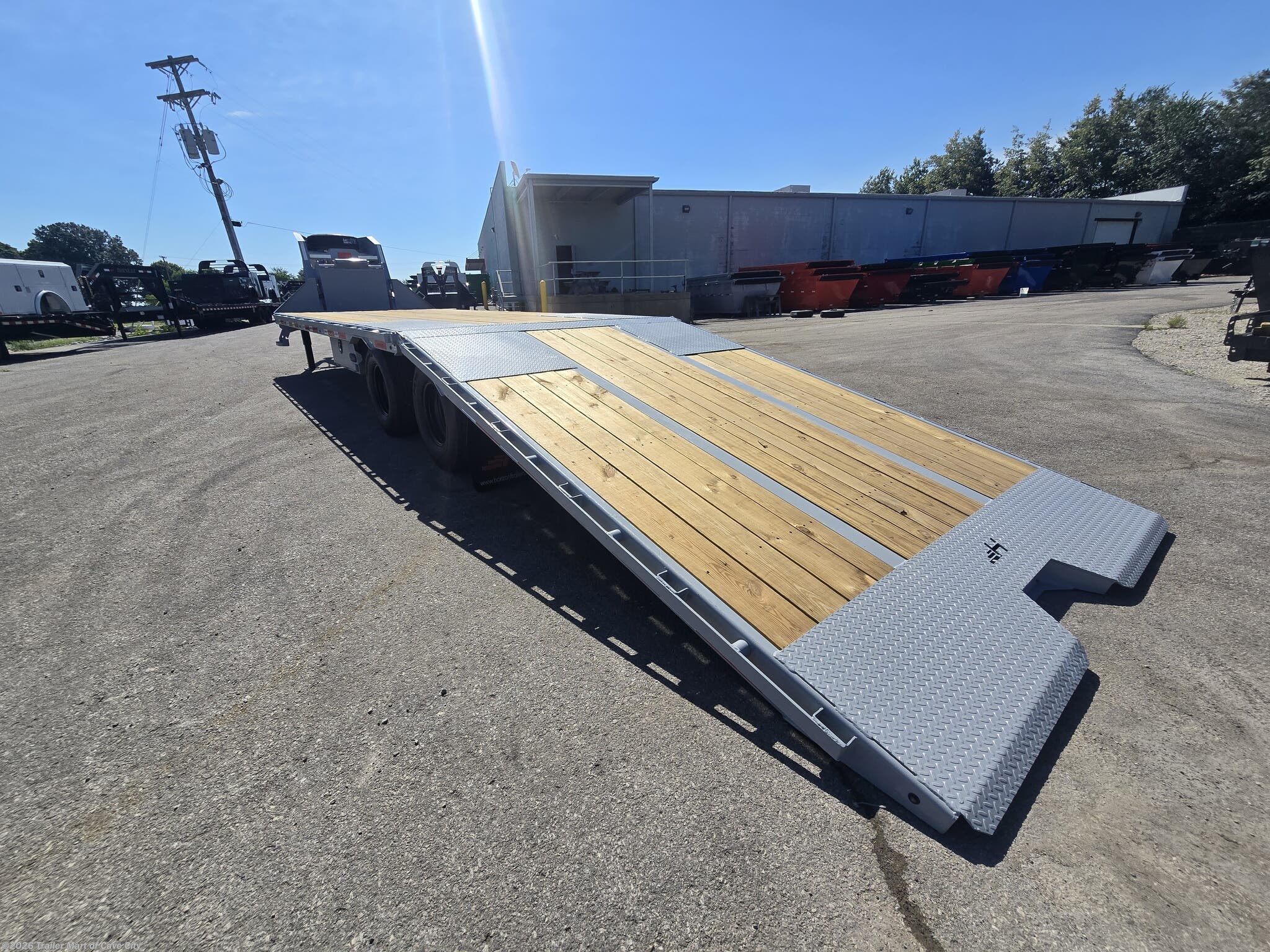 2026 Horizon Trailers FYZ 32' GN Hydraulic Dovetail Deckover Trailer - New Deckover/Flat Deck Trailer for sale by Trailer Mart of Cave City in Cave City, Kentucky