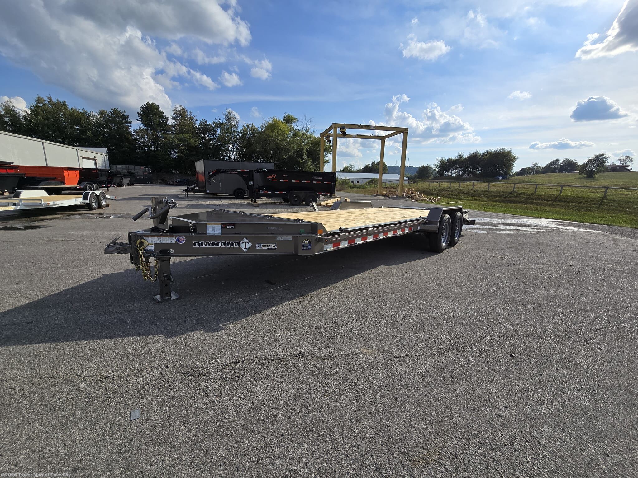 2027 Diamond T 83" X 22' HD Skid-Pro 1408 Beam