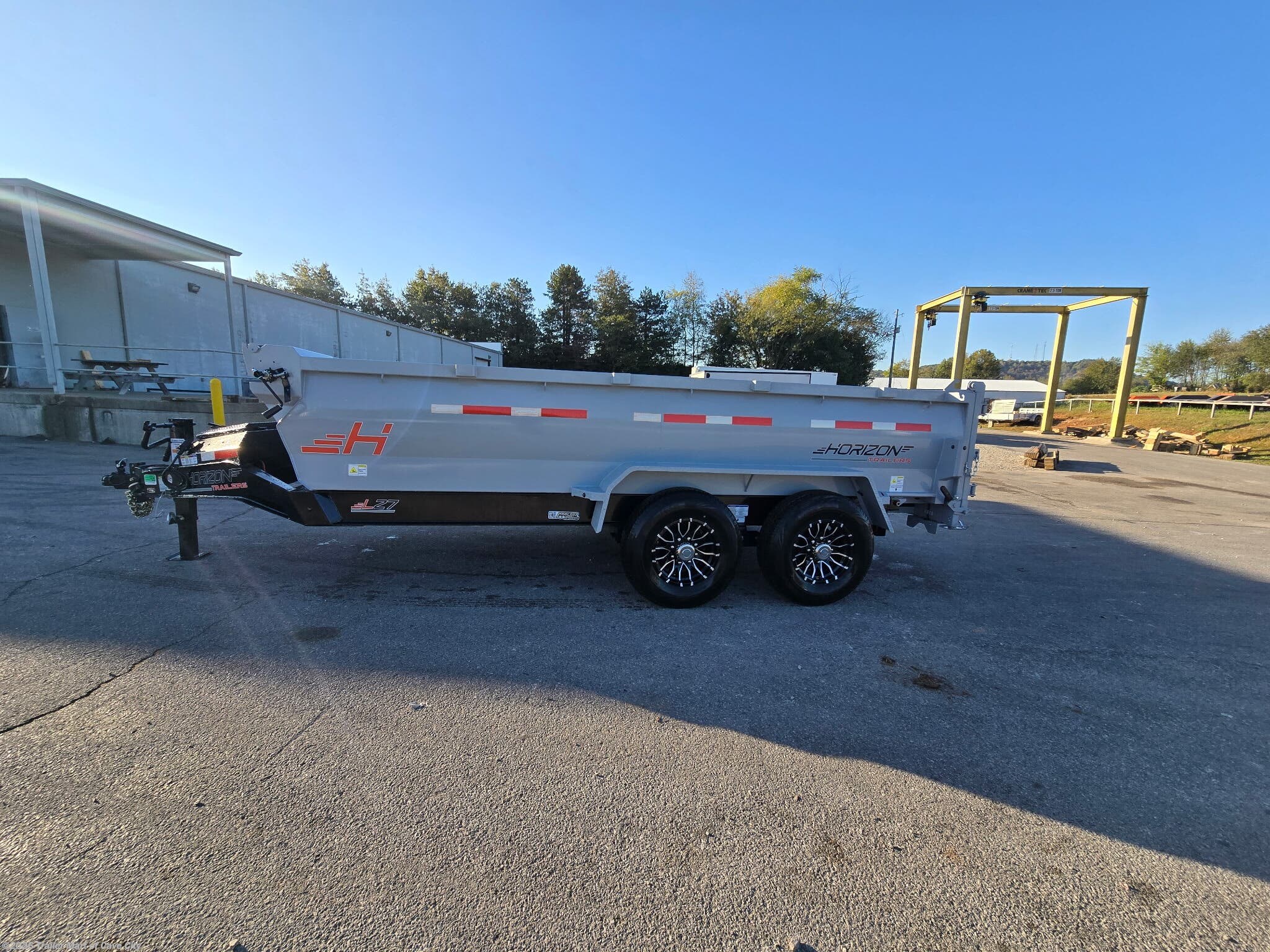 2027 Horizon photo 4