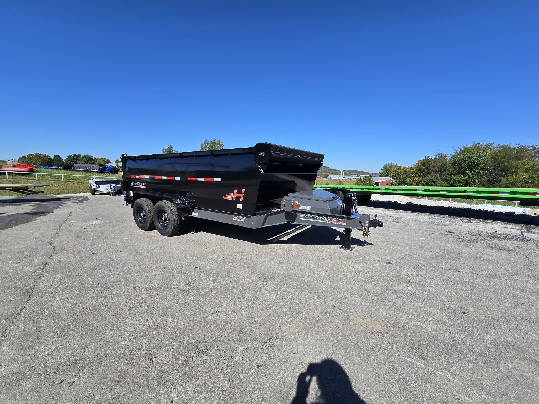 2027 Horizon photo 2