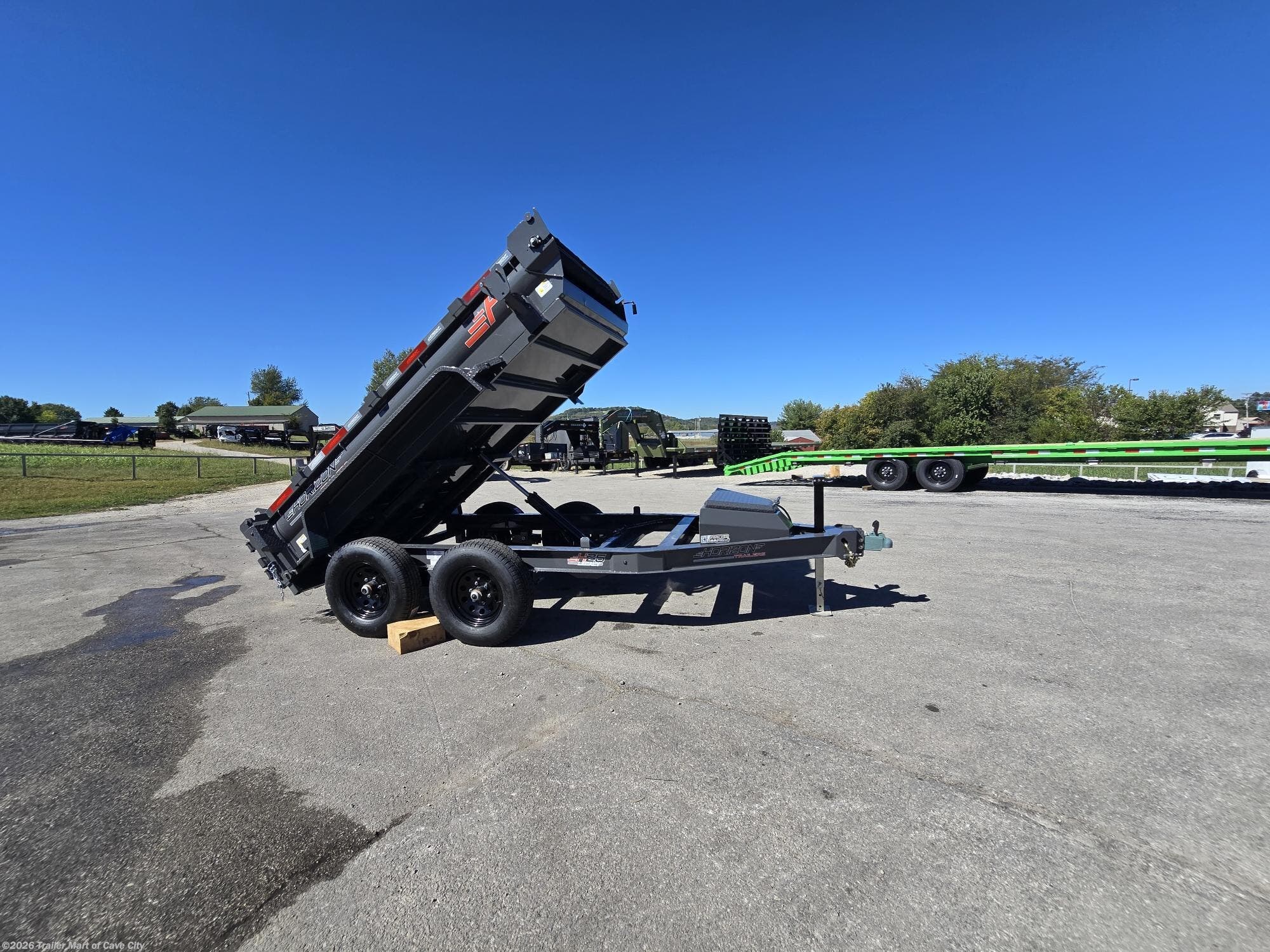 2027 Horizon photo 3