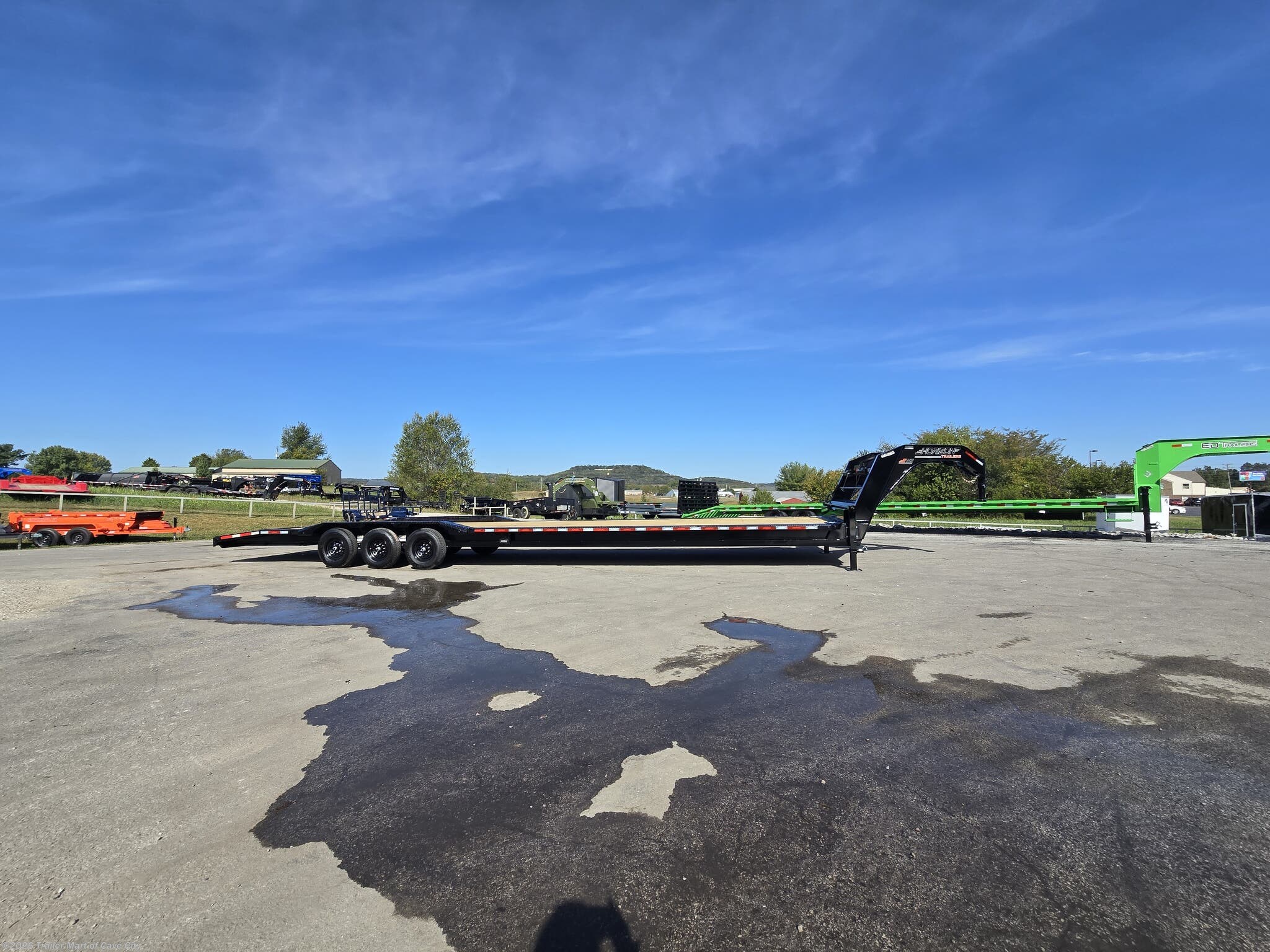 2027 Horizon Trailers EWZ 40'GN Triple Axle Drive Over Trailer