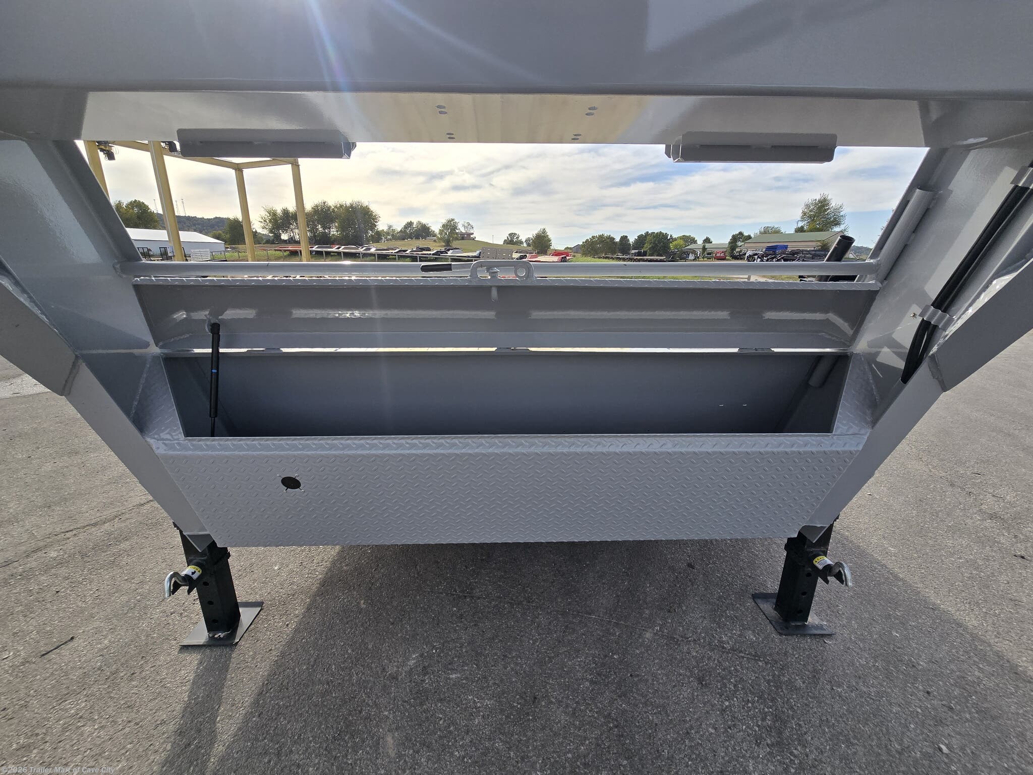 2027 Horizon photo 9