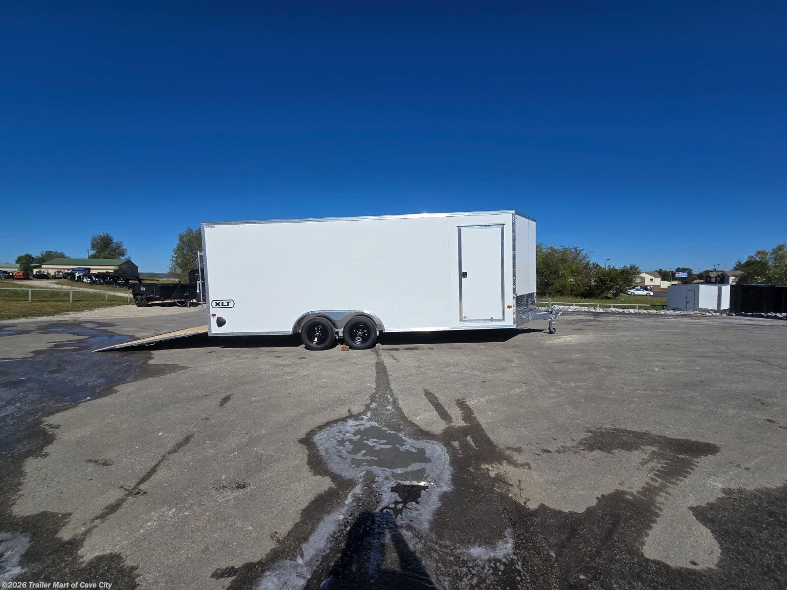 2027 EZ-Hauler photo 4