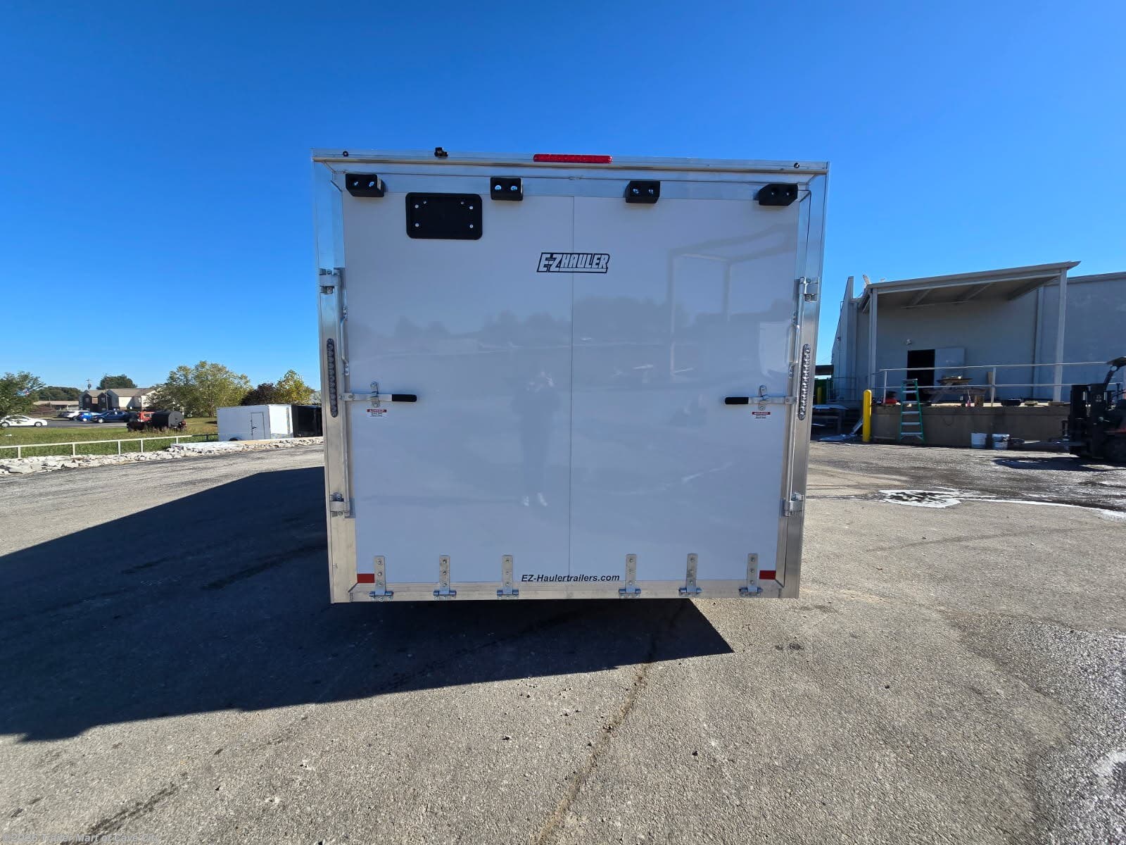 2027 EZ-Hauler photo 8