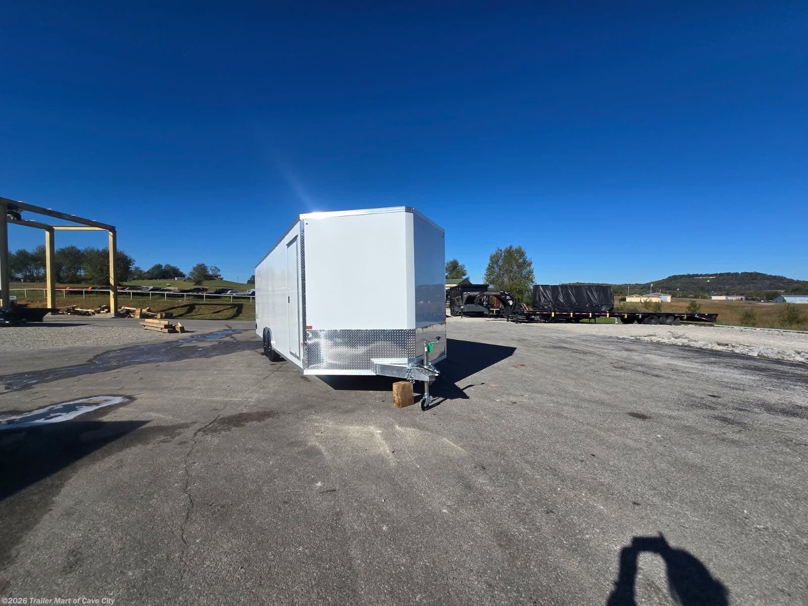 2027 EZ-Hauler photo 3