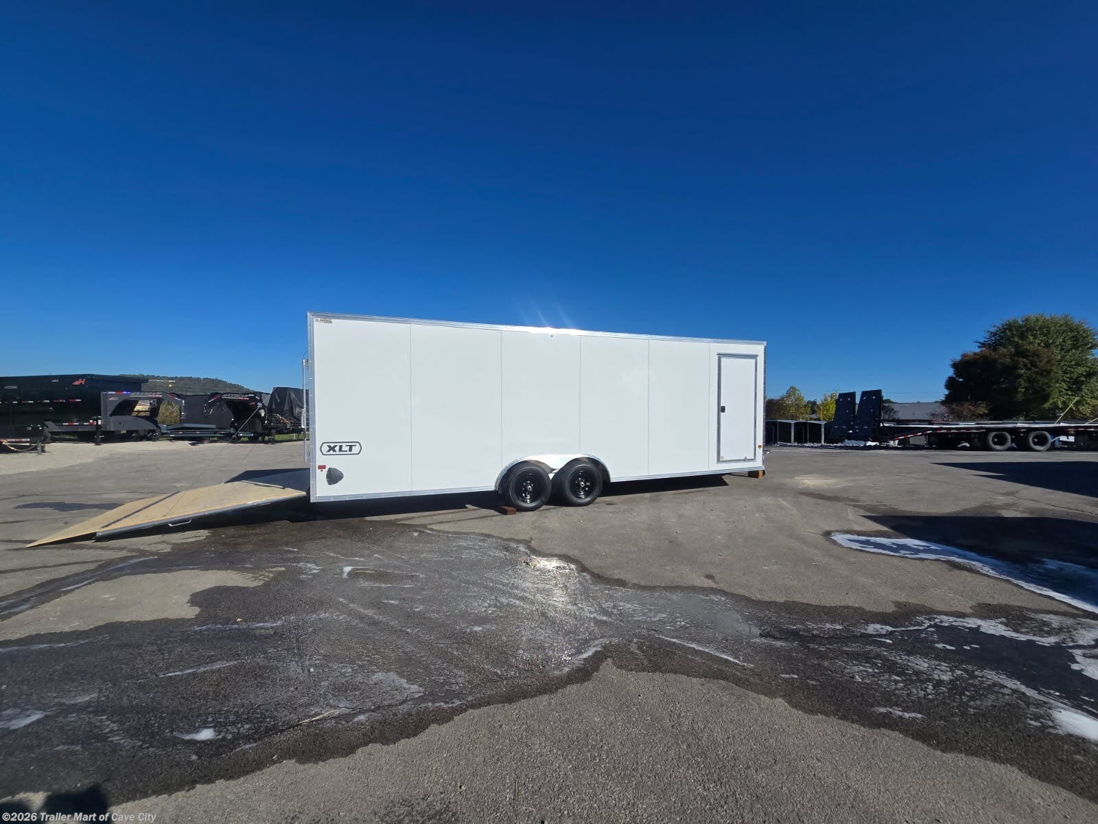 2027 EZ-Hauler photo 2