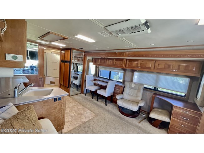 2005 Beaver Monterey - Used Class A For Sale by Jeff in Menifee, California
